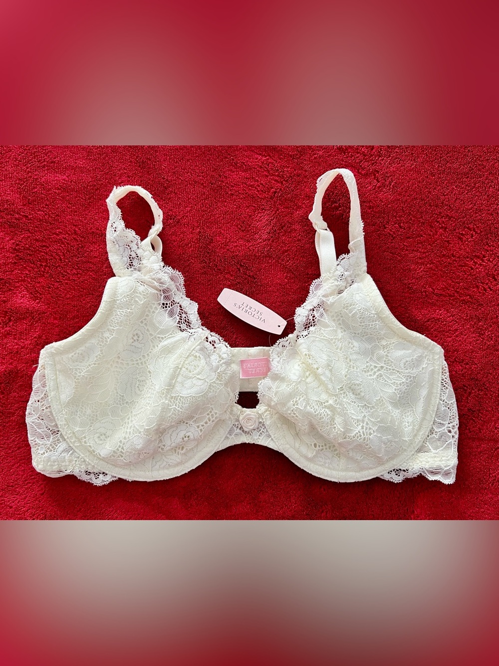 Victoria’s Secret White Lace Underwire Bra 38C NWT Floral